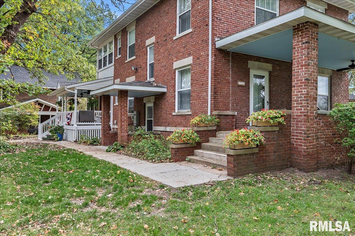 3724 Stone Road Springfield, IL 62707 - Photo 6 of 55