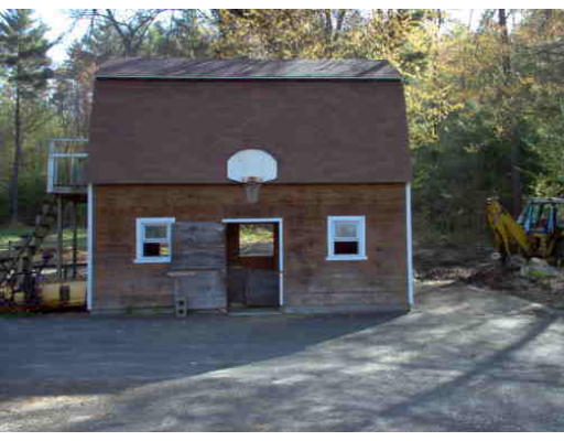 177 Reimers Road Monson, MA 01057 - Photo 3 of 18