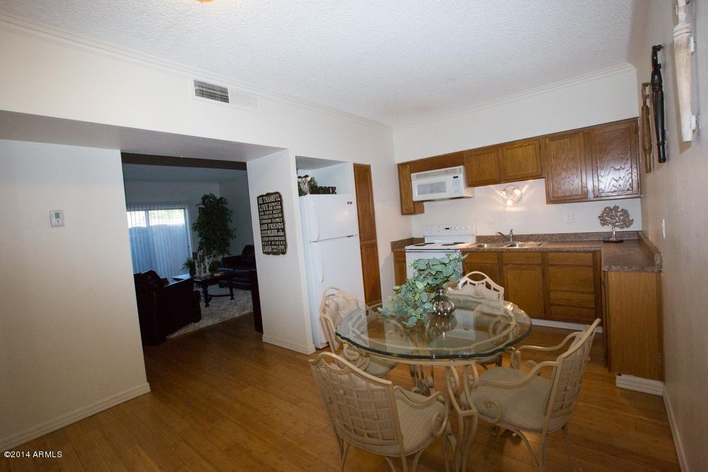 357 East Thomas Road, Unit 109 Phoenix, AZ 85012 - Photo 3 of 15 281B0666