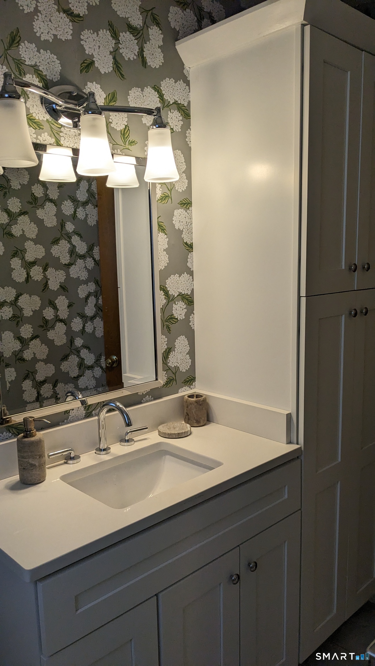 1660 Guernseytown Road Watertown, CT 06795 - Photo 14 of 18 Gallery Image 14