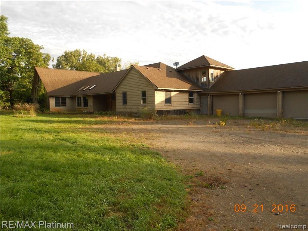 1620 Gulley Road Howell, MI 48843 - Photo 1 of 15