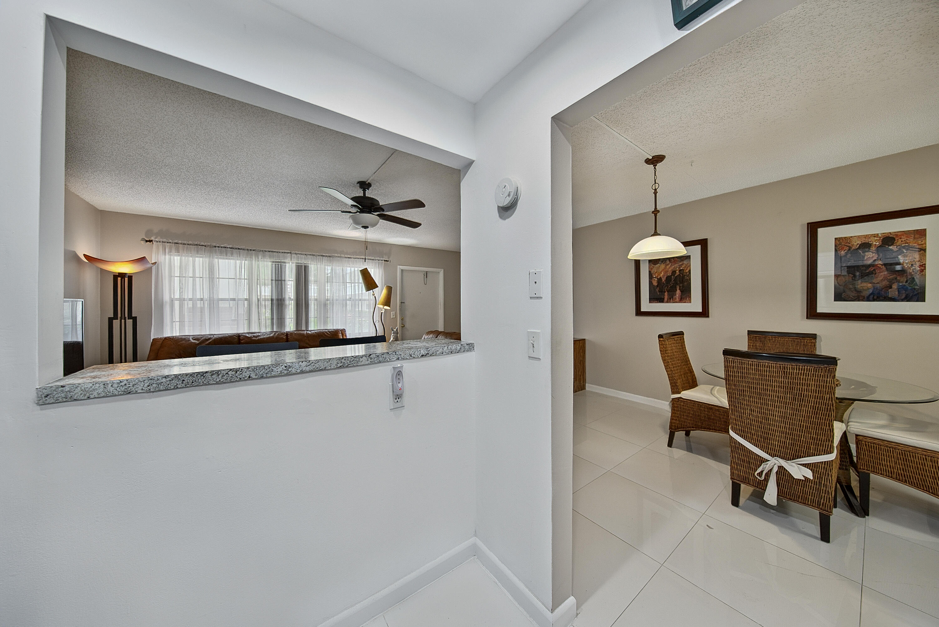 96 Fanshaw C Boca Raton, FL 33434 - Photo 8 of 37 daigle-25