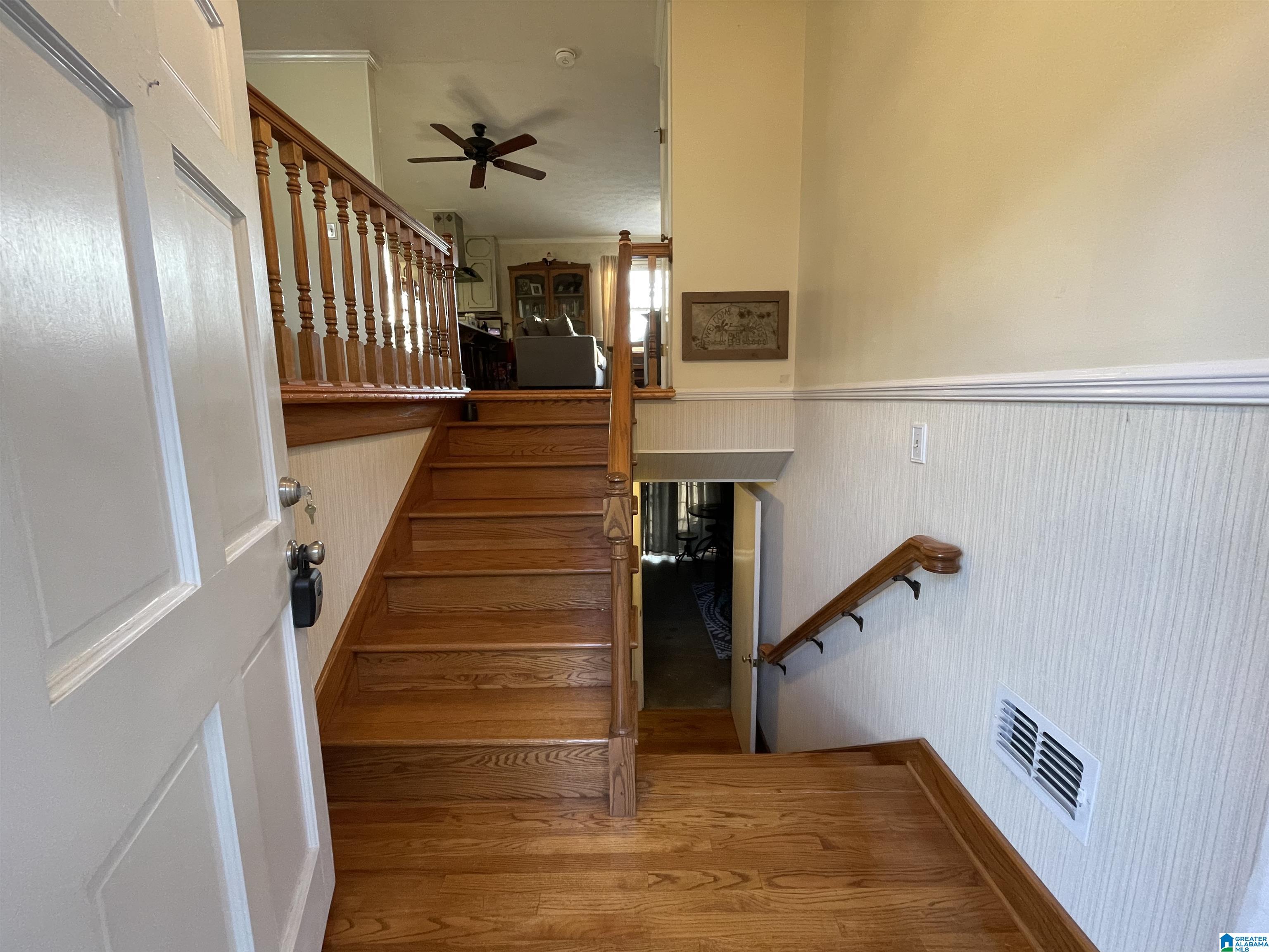 310 Montclair Place Weaver, AL 36277 - Photo 2 of 17