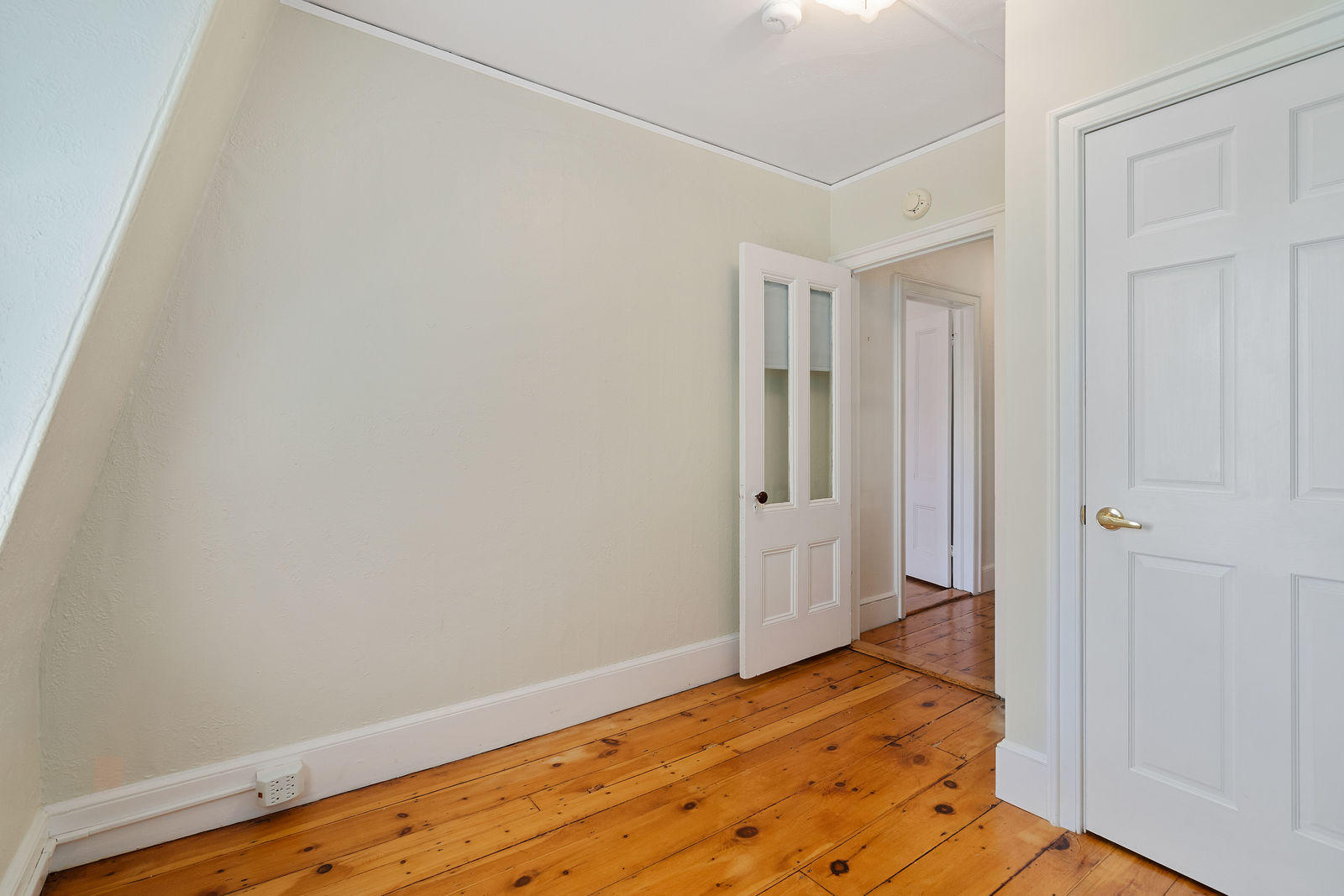 301 Spring Street, Unit 3 Portland, ME 04102 - Photo 16 of 31 bedroom