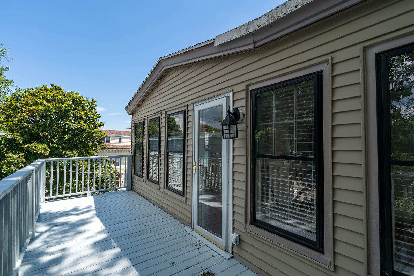 301 Spring Street, Unit 3 Portland, ME 04102 - Photo 29 of 31 301springst3 deck 2
