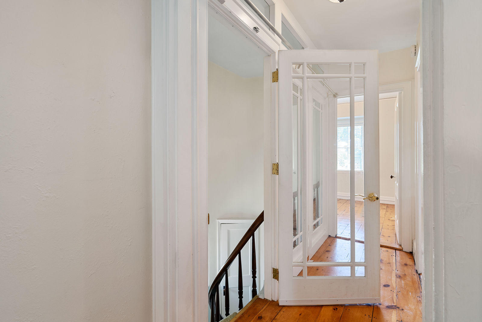 301 Spring Street, Unit 3 Portland, ME 04102 - Photo 10 of 31 Unit 3 glass entry