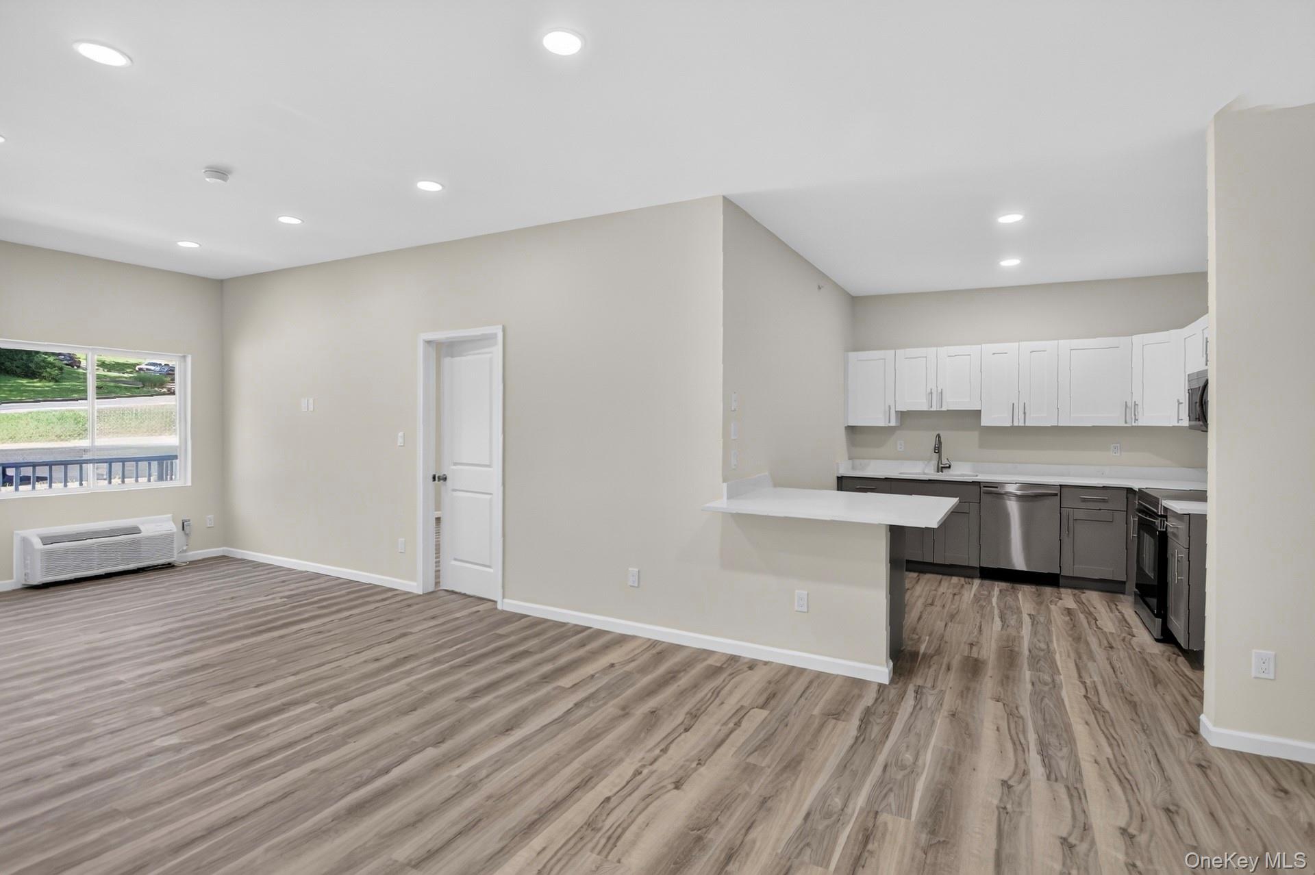 16 Dowd Street, Unit 307 Haverstraw, NY 10927 - Photo 3 of 41