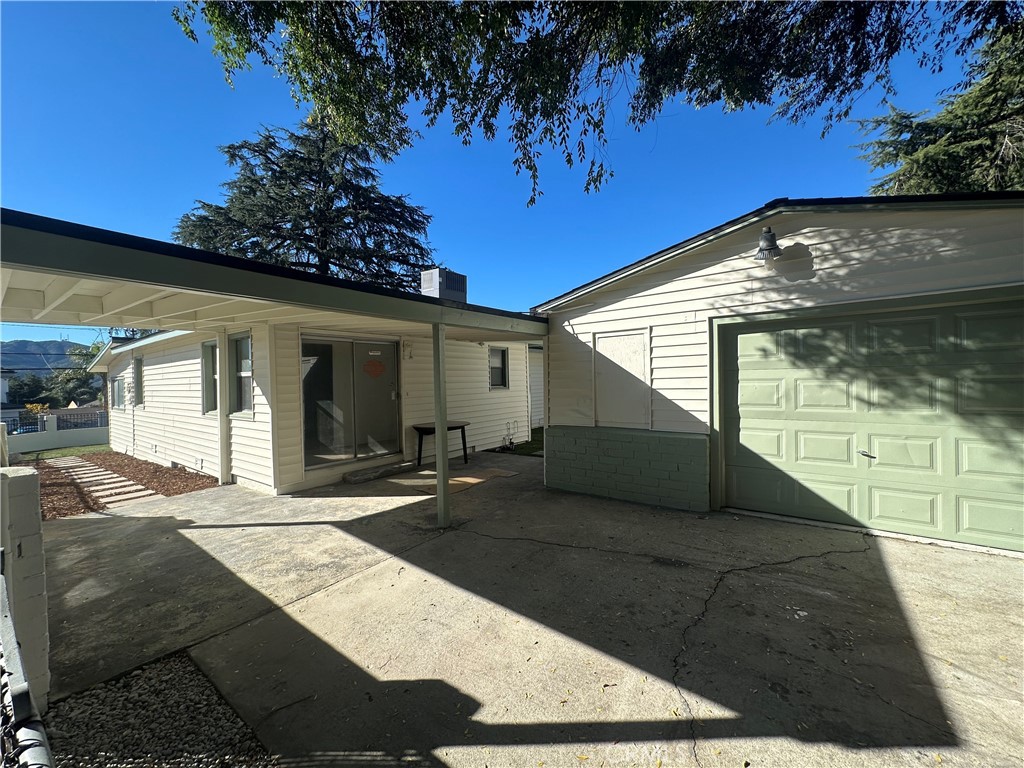 6401 Day Street Tujunga, CA 91042 - Photo 13 of 33 a view of a house with a patio