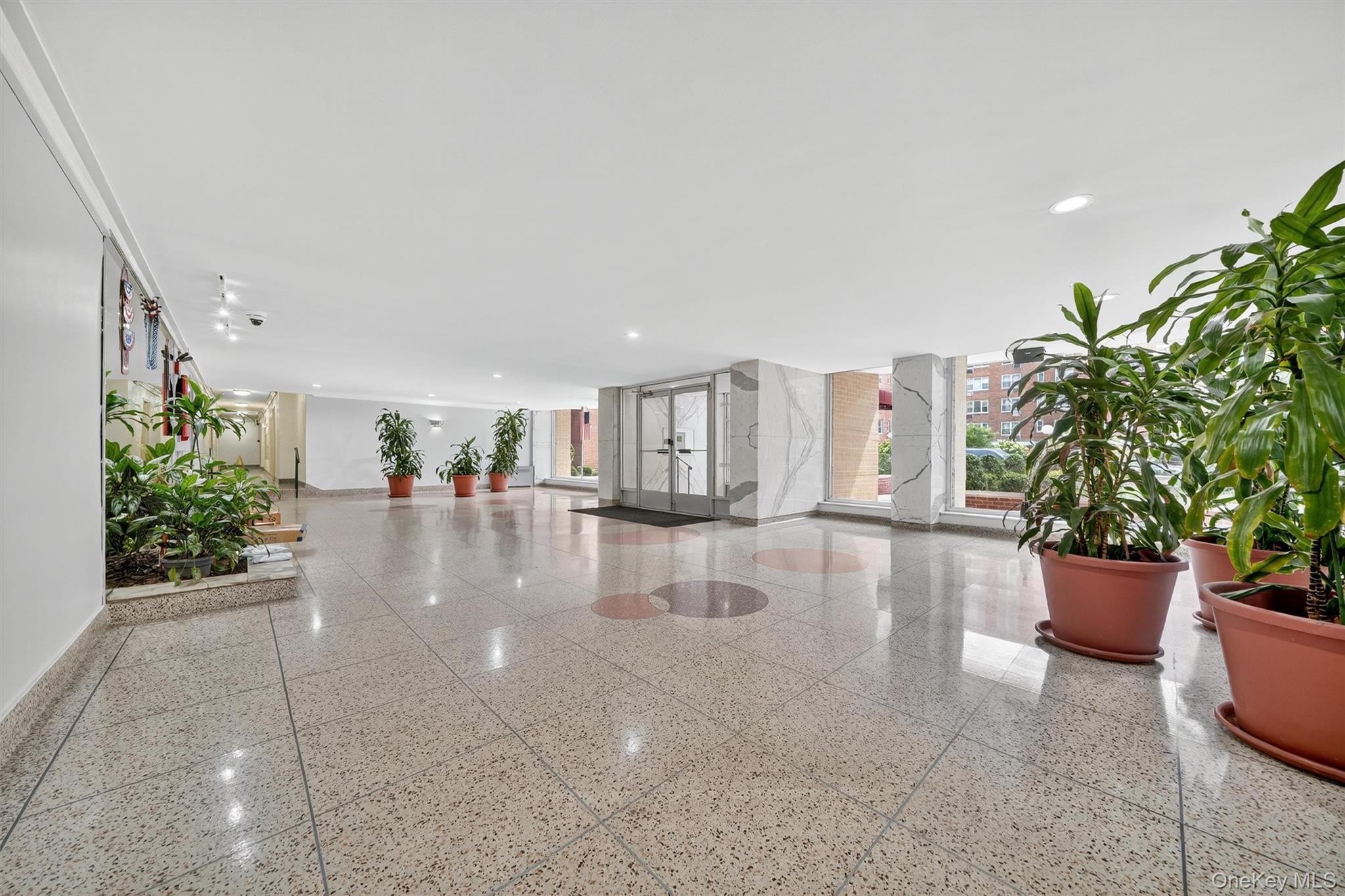 4 Sadore Lane, Unit 4U Yonkers, NY 10710 - Photo 3 of 22 a view interior of the house and potted plants