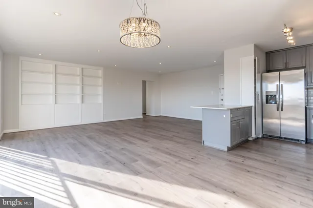 $249,900 | 4241 Columbia Pike, Unit 601, Arlington, VA 22204