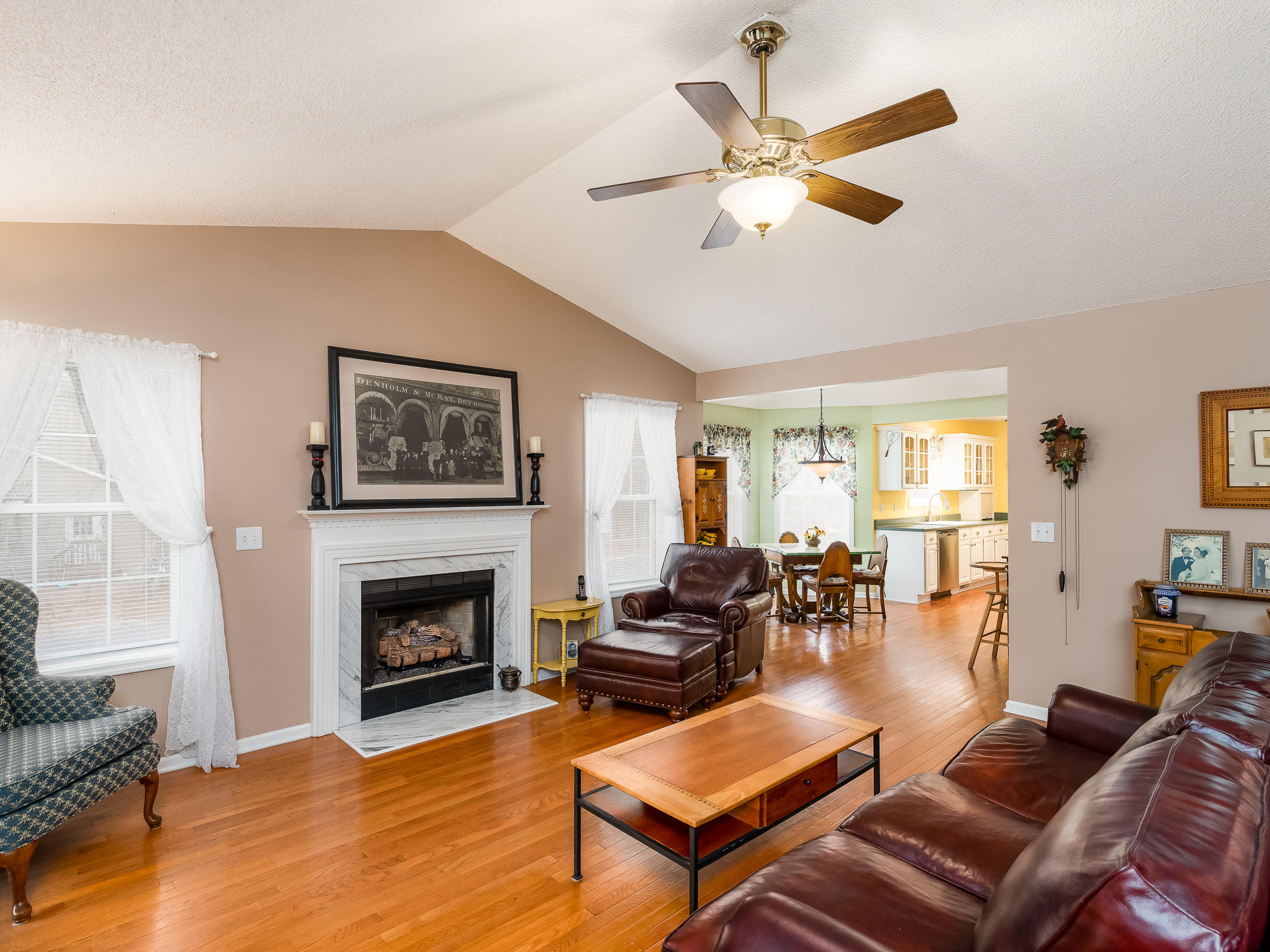 166 Westview Road Carthage, NC 28327 - Photo 9 of 41 living room-3