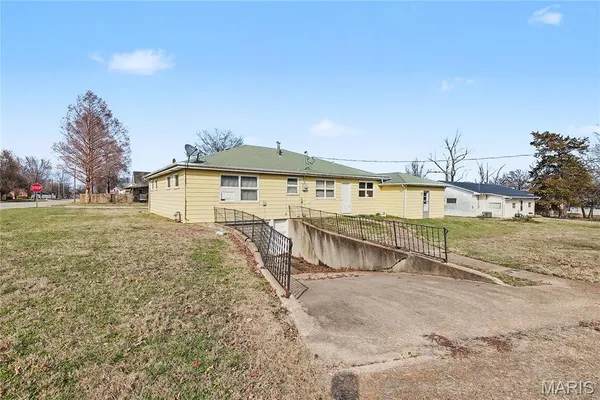 $125,500 | 312 West Franklin Avenue, Owensville, MO 65066