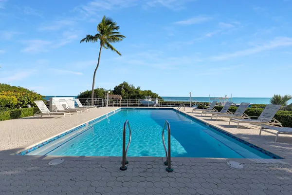 $2,800,000 | 80909 Old Highway, Islamorada, FL 33036