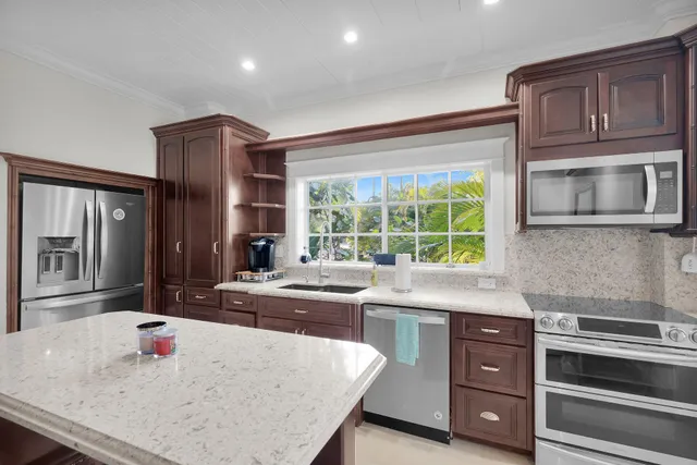 $2,900,000 | 80909 Old Highway, Islamorada, FL 33036