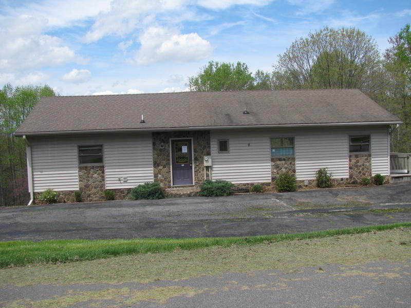 707 High Point Road Moneta, VA 24121 - Photo 1 of 16 FRONT