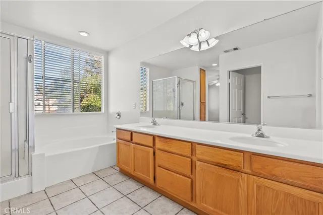 $640,000 | 25412 Parkwood Lane, Saugus, CA 91350