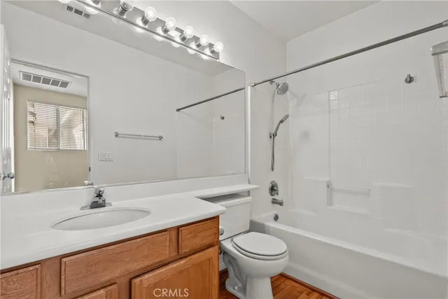 $640,000 | 25412 Parkwood Lane, Saugus, CA 91350