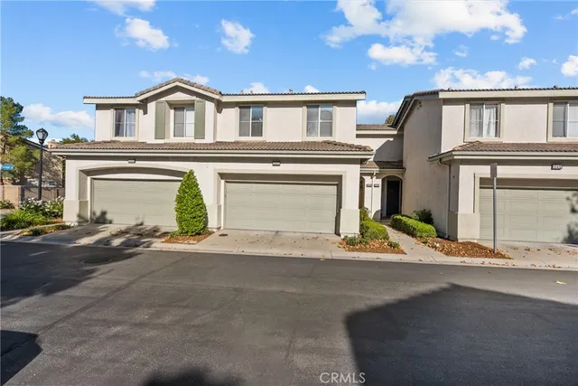 $640,000 | 25412 Parkwood Lane, Saugus, CA 91350