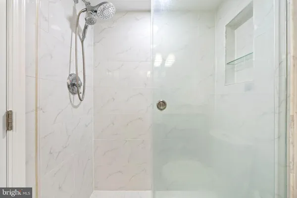 $395,000 | 5920 Cove Landing Road, Unit 301, Burke, VA 22015