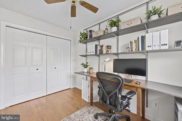 $395,000 | 5920 Cove Landing Road, Unit 301, Burke, VA 22015