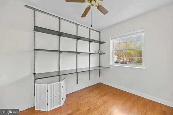 $395,000 | 5920 Cove Landing Road, Unit 301, Burke, VA 22015