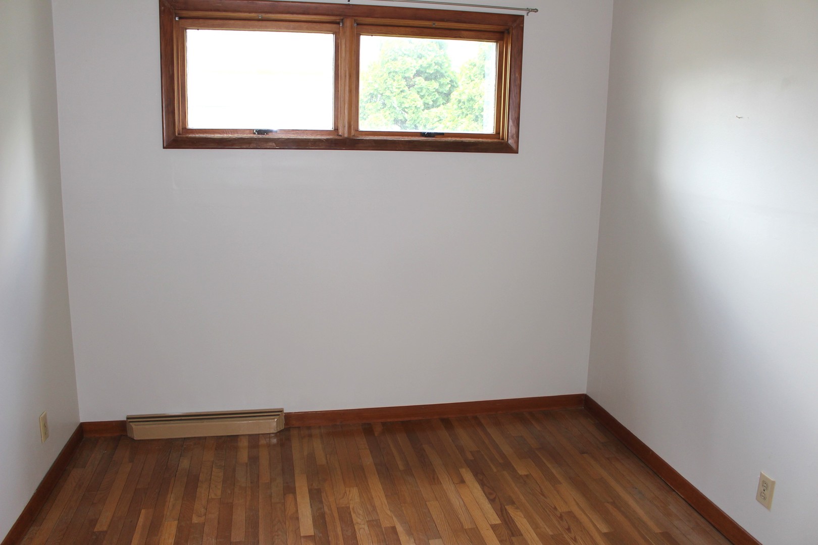 426 South Clinton Street Clinton, IL 61727 - Photo 20 of 27