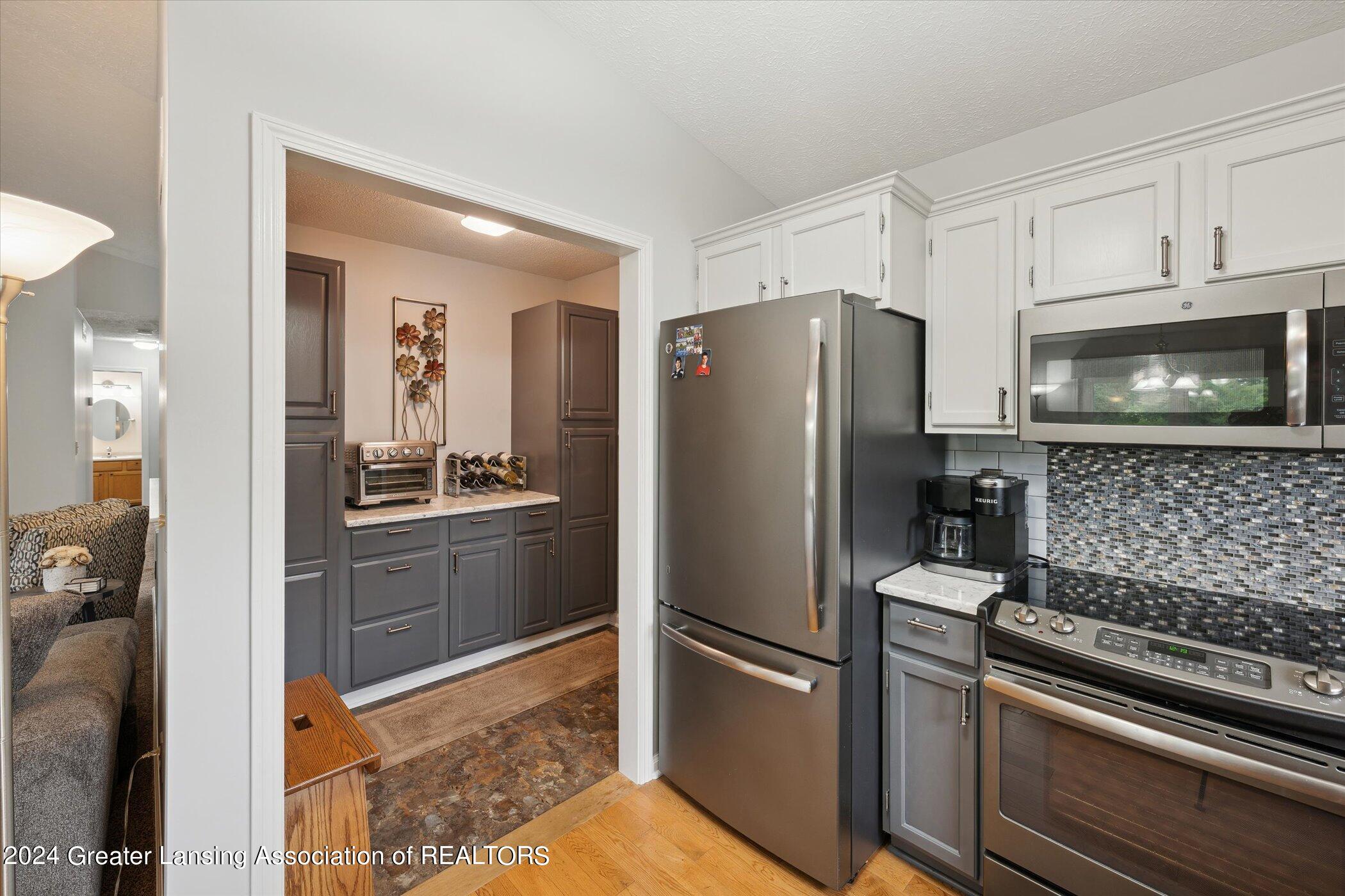 9147 Coleman Road Haslett, MI 48840 - Photo 23 of 47 19-9147-Coleman-Rd-Haslett-MI-48840-Wind