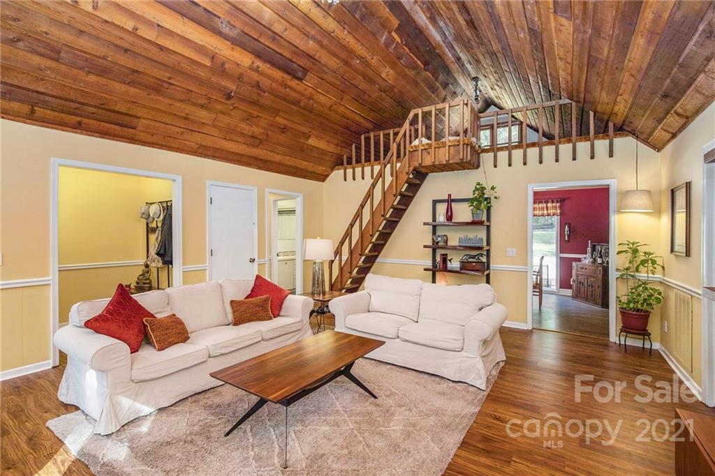4517 Locklyn Road Waxhaw, NC 28173 - Photo 3 of 44 Gallery Image 3