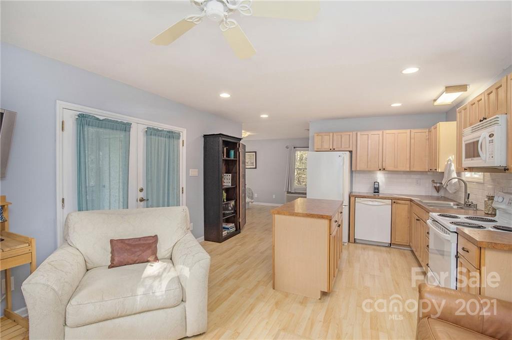 4517 Locklyn Road Waxhaw, NC 28173 - Photo 37 of 44 Gallery Image 37