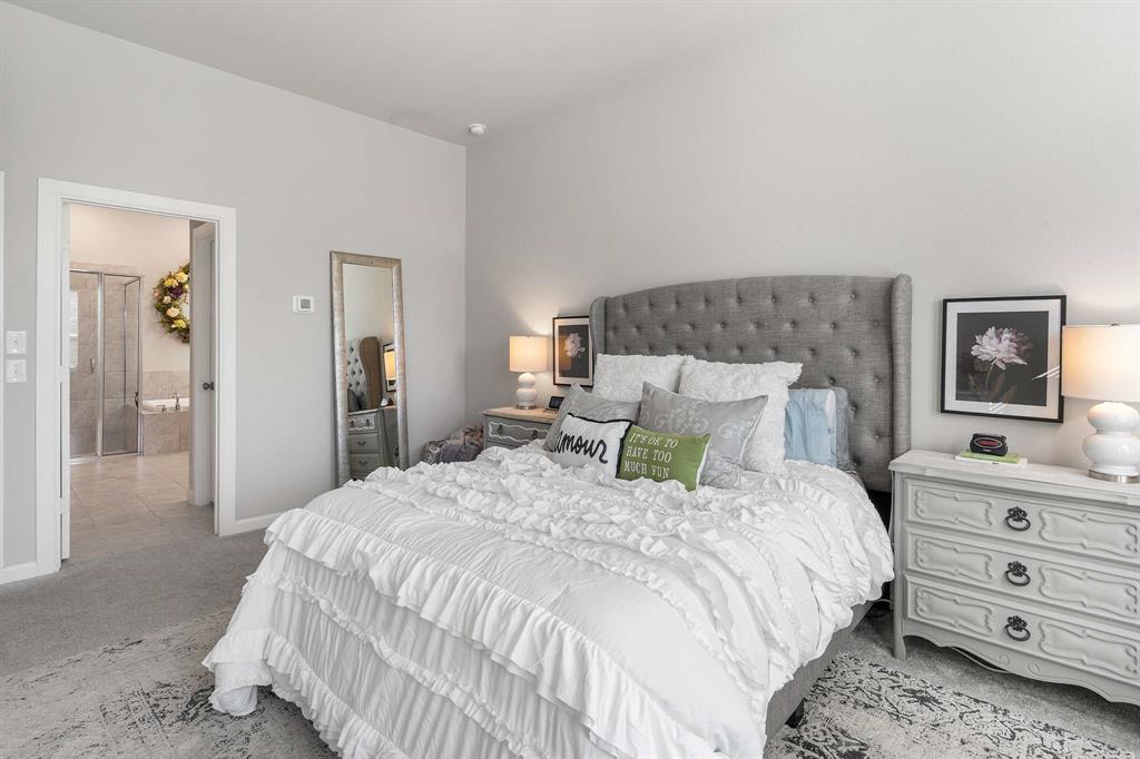 1609 Cotton Road Van Alstyne, TX 75495 - Photo 14 of 27 a bedroom with a bed and a dresser