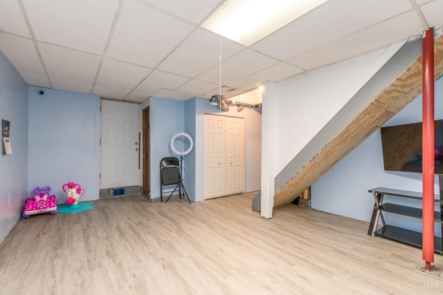 111 Riddle Road Woodlawn, OH 45215 - Photo 21 of 25