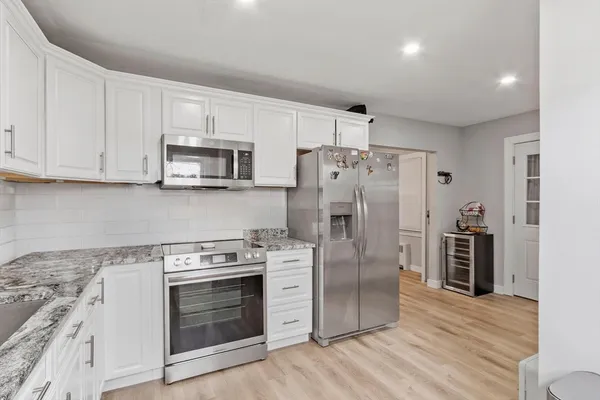 $479,000 | 184 Fitchburg Road, Townsend, MA 01469