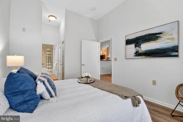 $299,000 | 1201 East-West Highway, Unit 105, Silver Spring, MD 20910