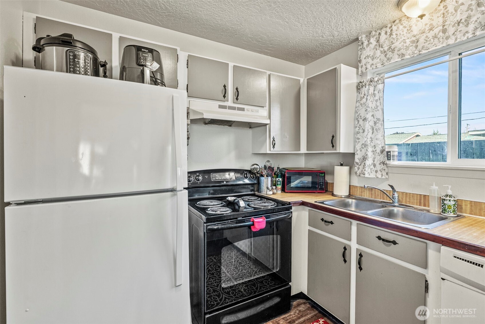 273 29th Avenue Longview, WA 98632 - Photo 4 of 14