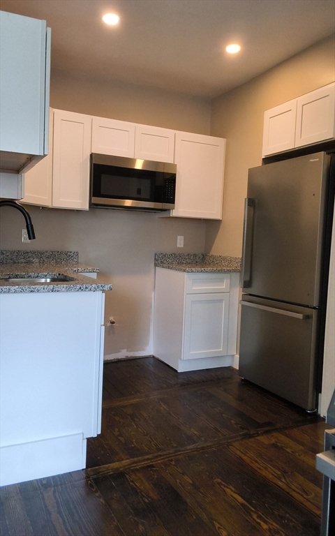 913 Rodman Street, Unit 2S Fall River, MA 02721 - Photo 2 of 10