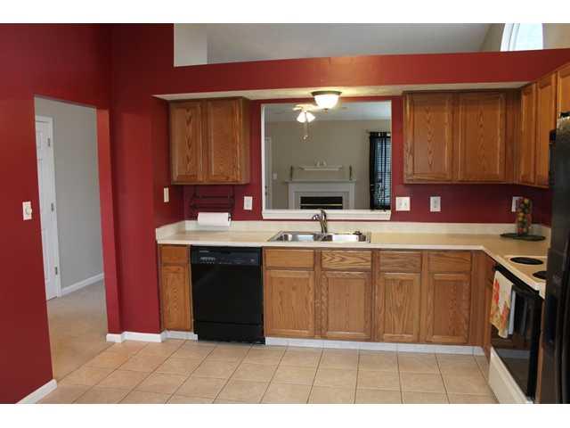 6331 Furnas Road Indianapolis, IN 46221 - Photo 5 of 24