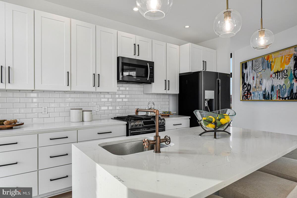 1402 H Street Northeast, Unit 504 Washington, DC 20002 - Photo 13 of 33