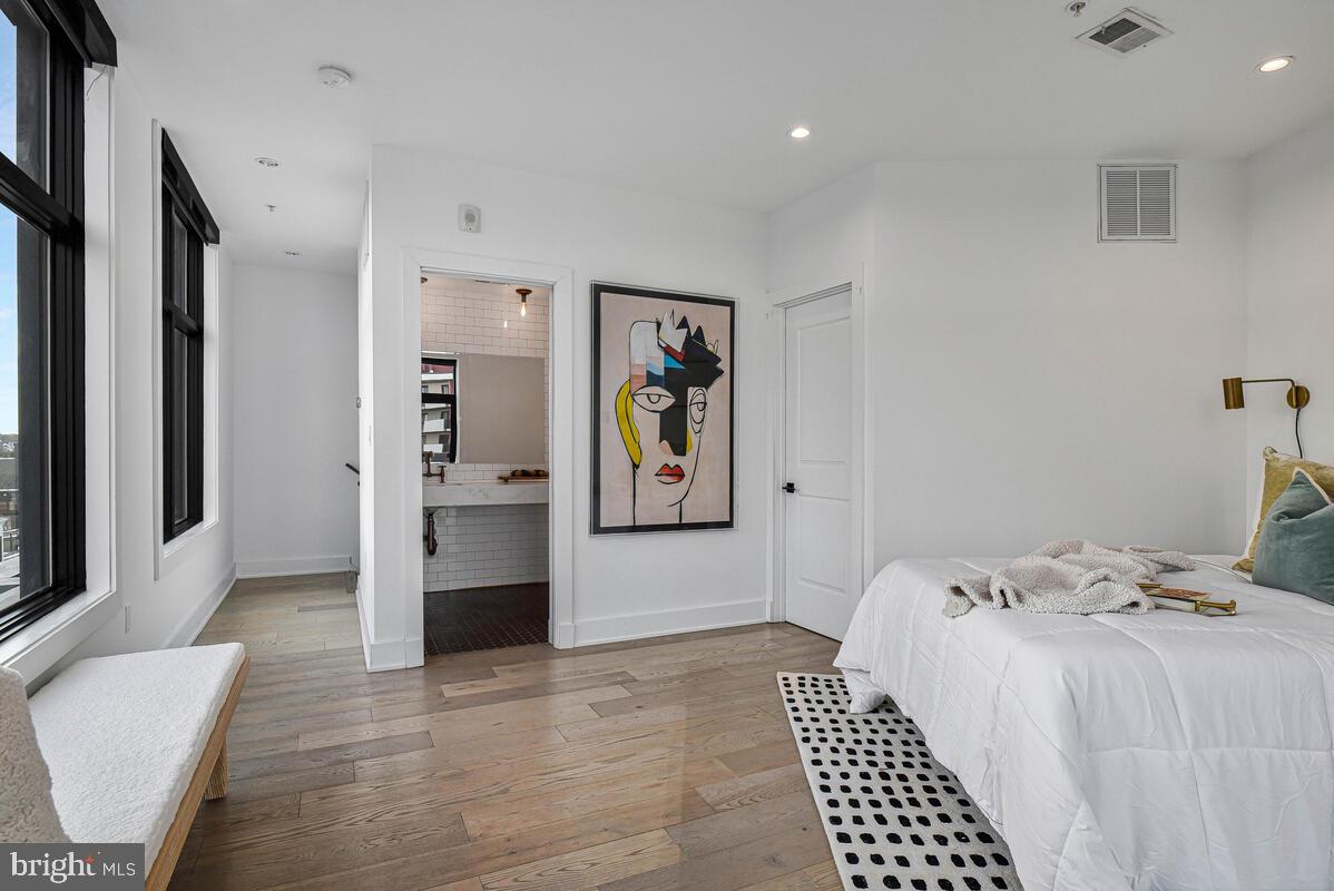 1402 H Street Northeast, Unit 504 Washington, DC 20002 - Photo 25 of 33