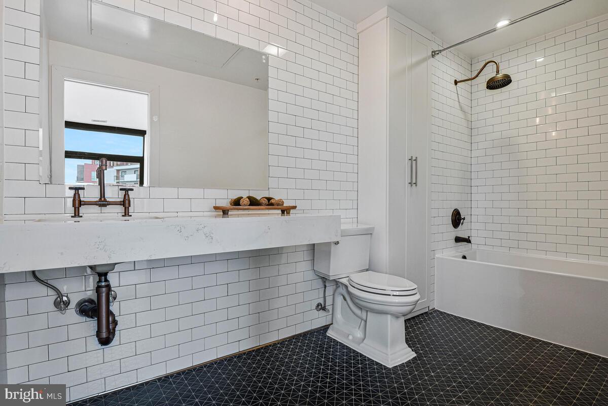 1402 H Street Northeast, Unit 504 Washington, DC 20002 - Photo 26 of 33