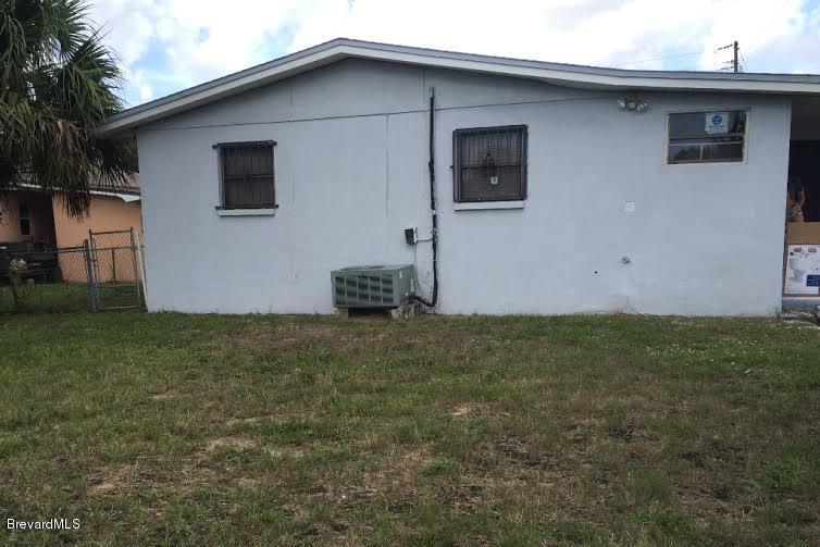 302 Loquat Street Cocoa, FL 32922 - Photo 2 of 7 loquat 3