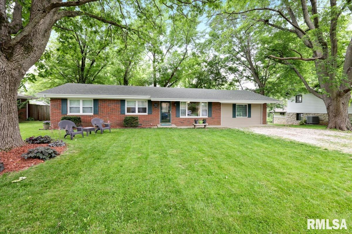 32 Birch Drive Springfield, IL 62629 - Photo 1 of 23 Gallery Image 1