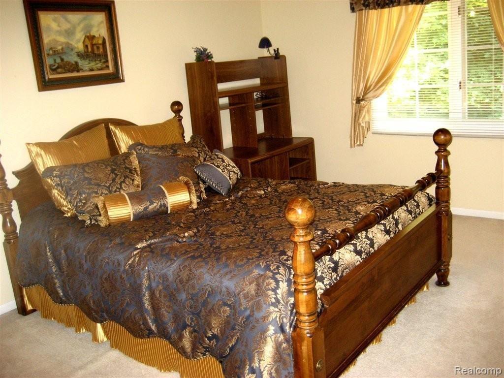 3436 Mayacoo Court Rochester, MI 48309 - Photo 15 of 24 Bedroom 4.jpg