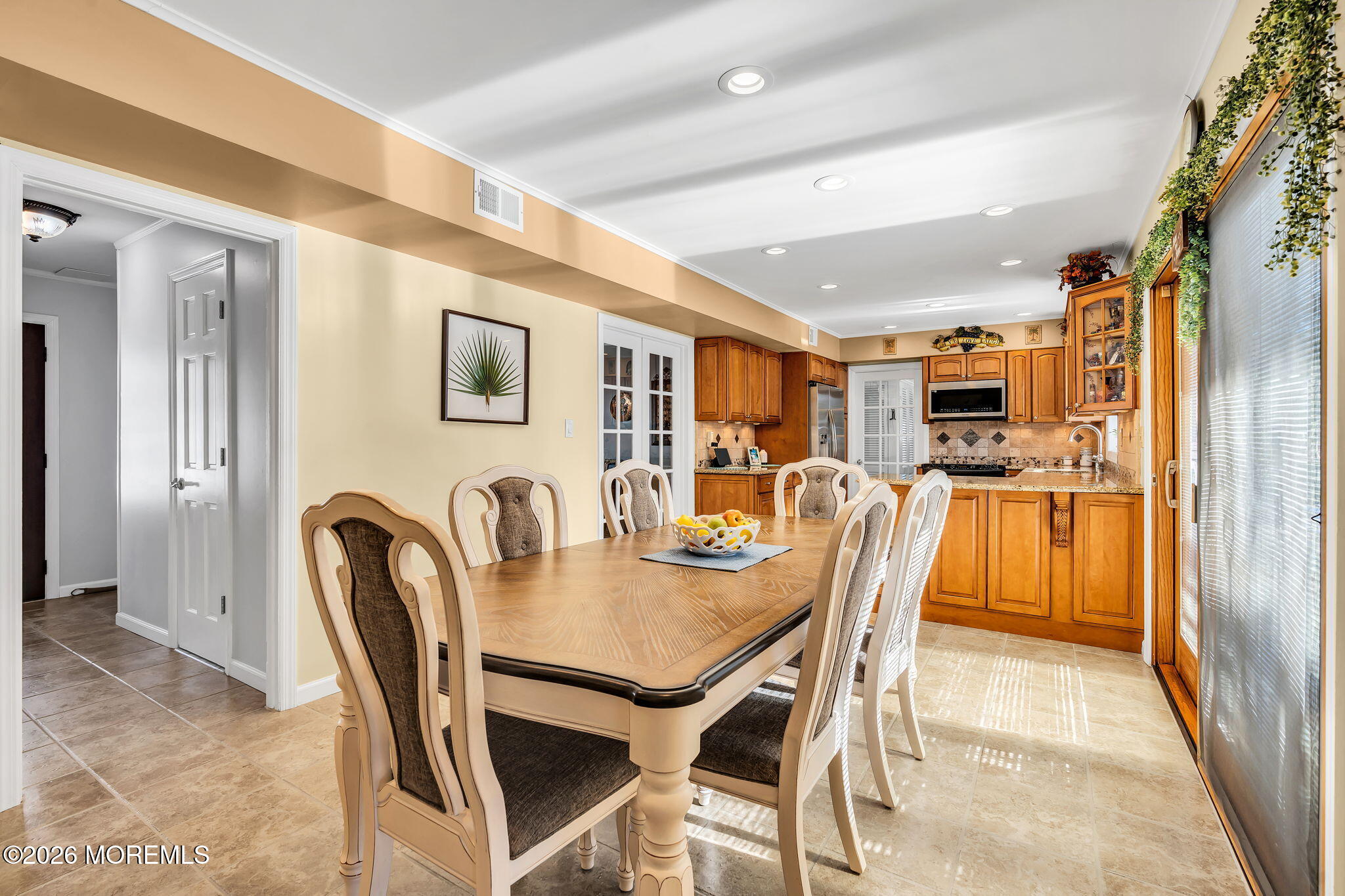 72 Idlebrook Lane Aberdeen, NJ 07747 - Photo 23 of 46 .