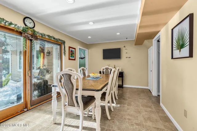 $789,000 | 72 Idlebrook Lane, Aberdeen, NJ 07747