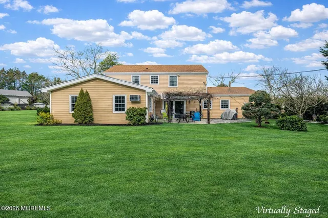 $789,000 | 72 Idlebrook Lane, Aberdeen, NJ 07747