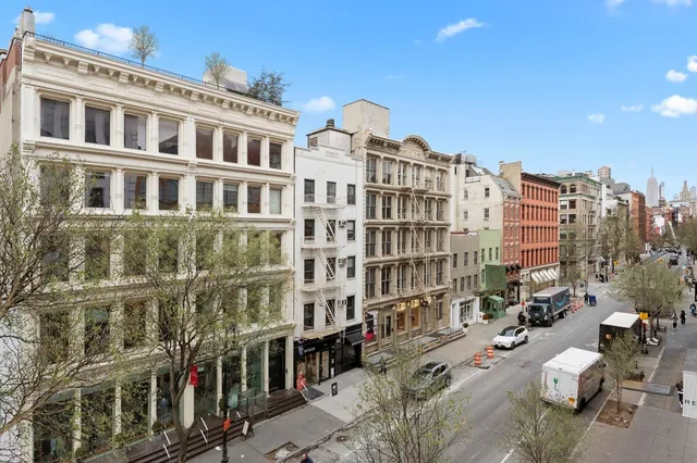 a large building with a lot of windows