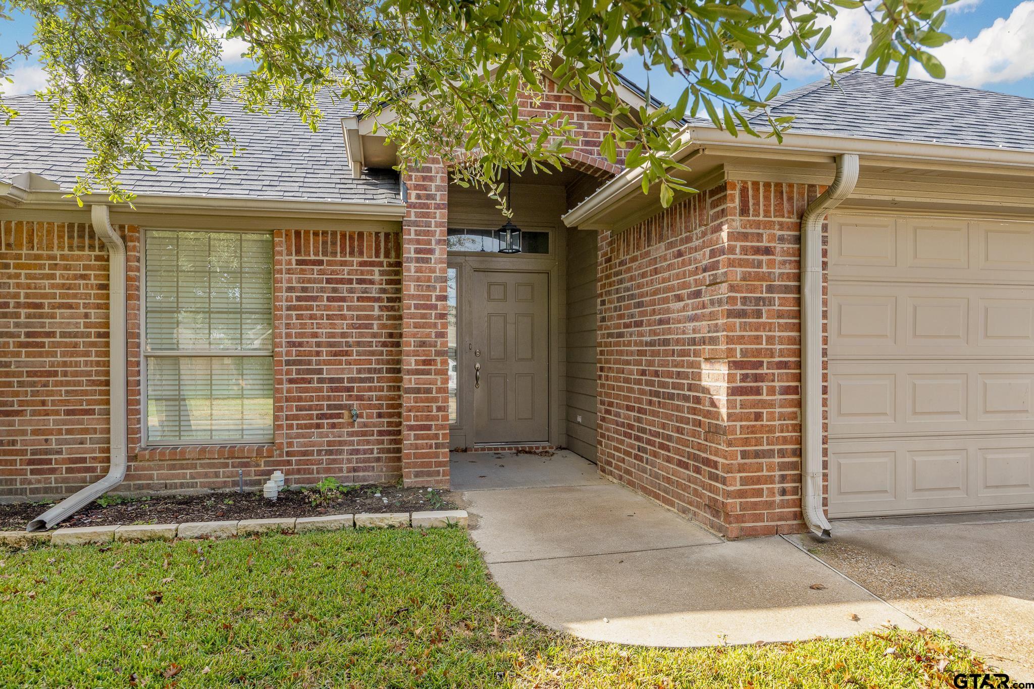 209 Cass Circle Tyler, TX 75703 - Photo 3 of 33 a view of outdoor space and yard
