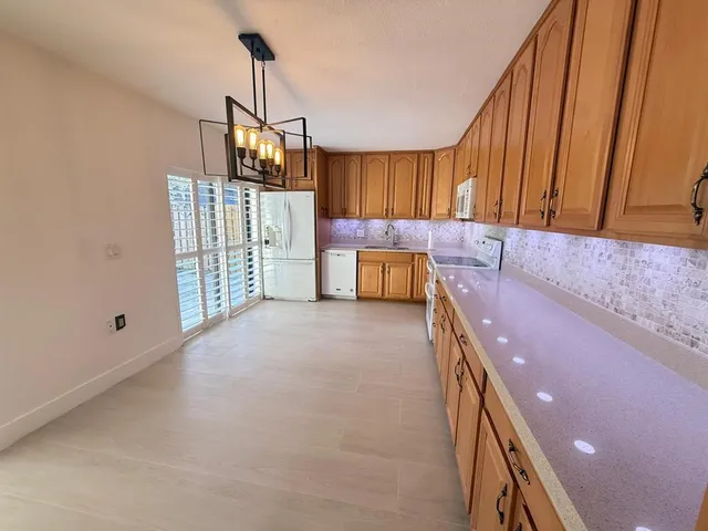 $349,900 | 2911 Southwest 22nd Circle, Unit 37B, Delray Beach, FL 33445