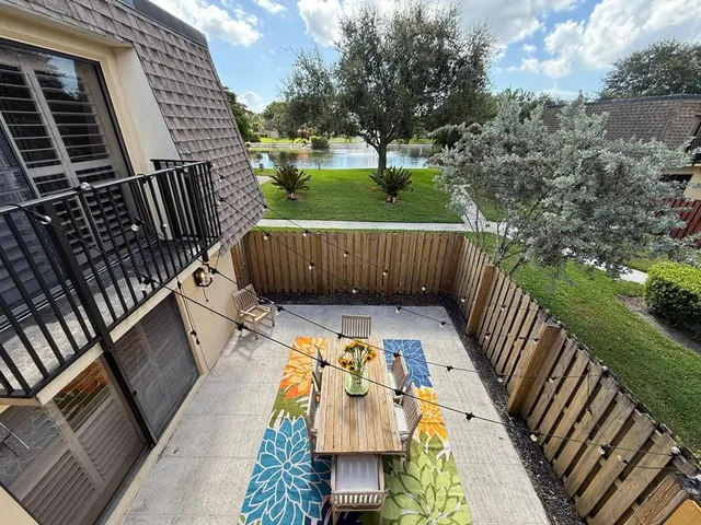 a view of deck with patio