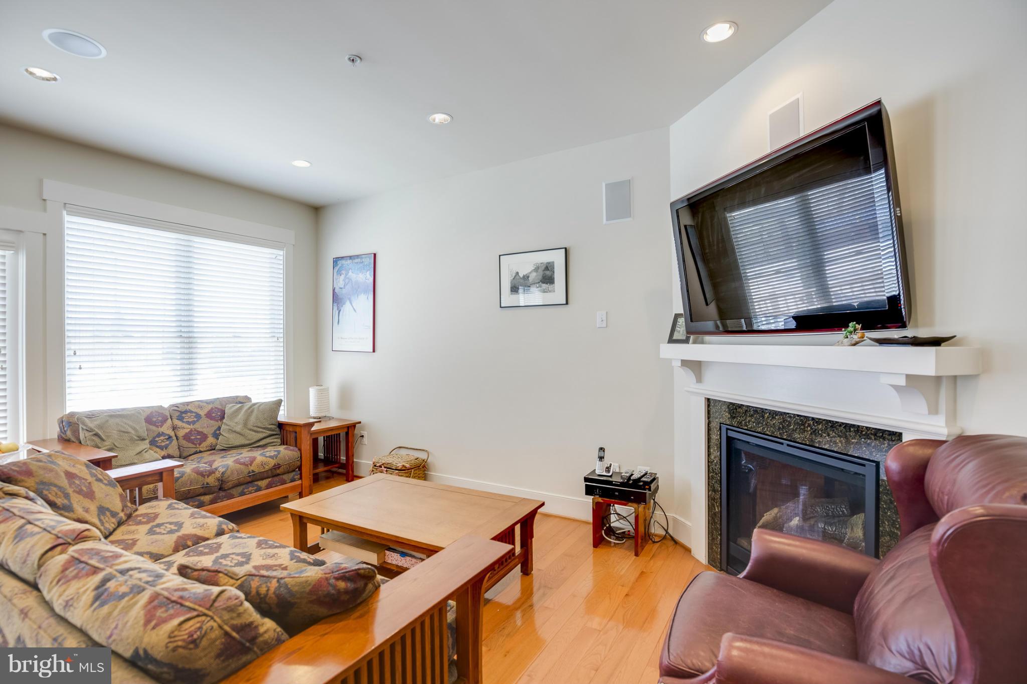 9508 Ament Street Silver Spring, MD 20910 - Photo 12 of 25 Family Room